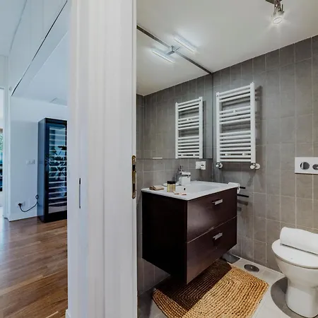 Skylife 360 Rooftop Penthouse Апартаменты *